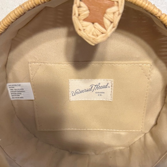 Universal Thread Round Woven Crossbody Bag in Natural and Tan - Picture 2 of 6